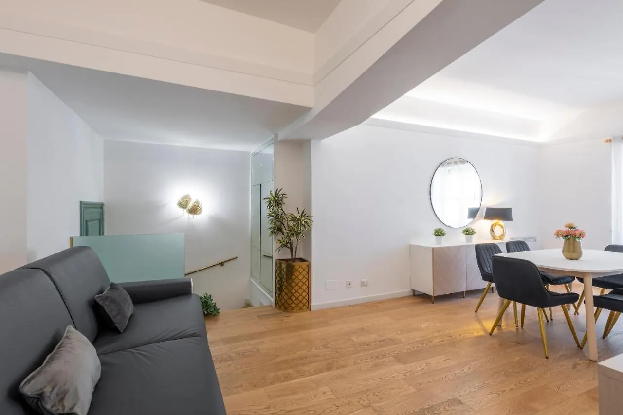 Apartment Milan Royal Suites - Centro Duomo
